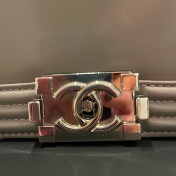 Chanel Lilac Iridescent Large Boy Bag - Picture 10 of 15